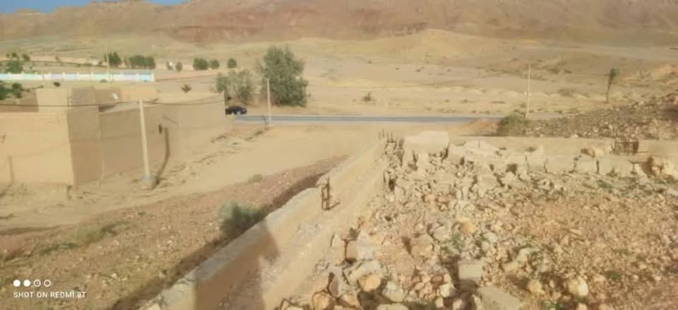 بقعة أرضية للبيع بإيسوحودن – جماعة الرتب - إعلان بالرشيدية